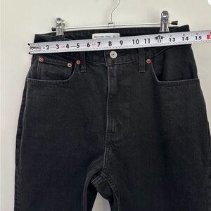 Abercrombie & Fitch curve love high rise 90s relaxed Jean